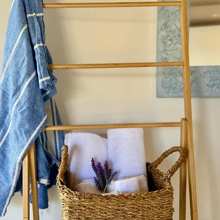 Фермерский дом Is Cheas Wine Farm Boutique San Vero Milis